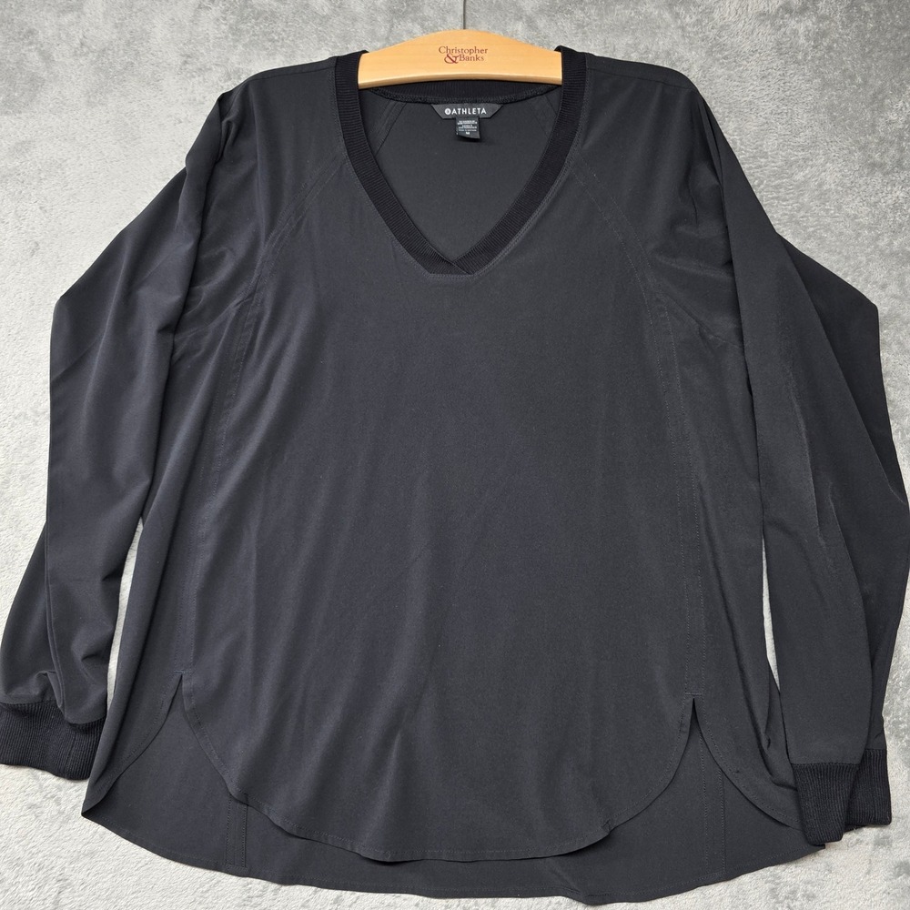 Athleta Zephyr V-Neck Top Long Sleeve Shirt Womens Medium Black 982834-00 FA21